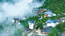 一個村莊的75年